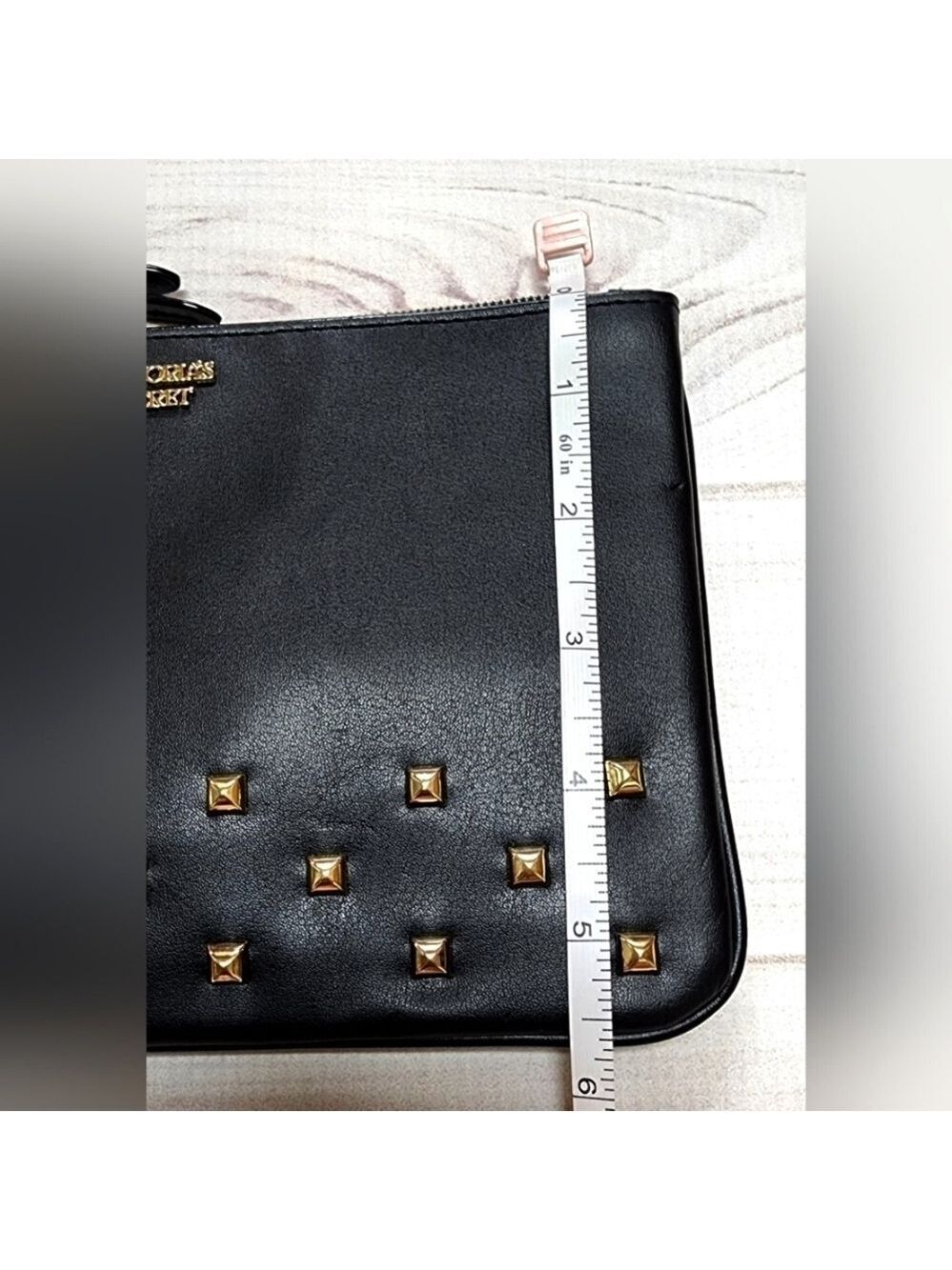 Victoria's Secret Black Studded Wristlet Wallet Limited Edition - New With Tags - Picture 6 of 7